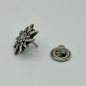Preview: Edelweiß-Anstecknadel im Antik-Silber-Look