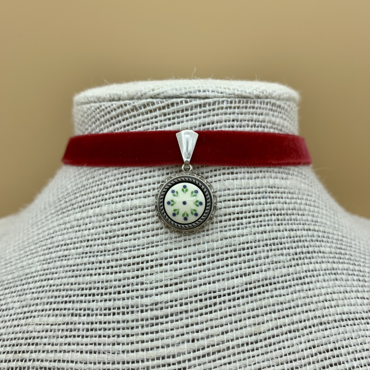 Samtband-Collier R8