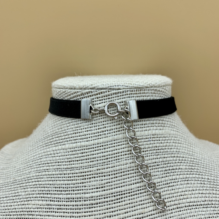 Samtband-Collier Verschluss