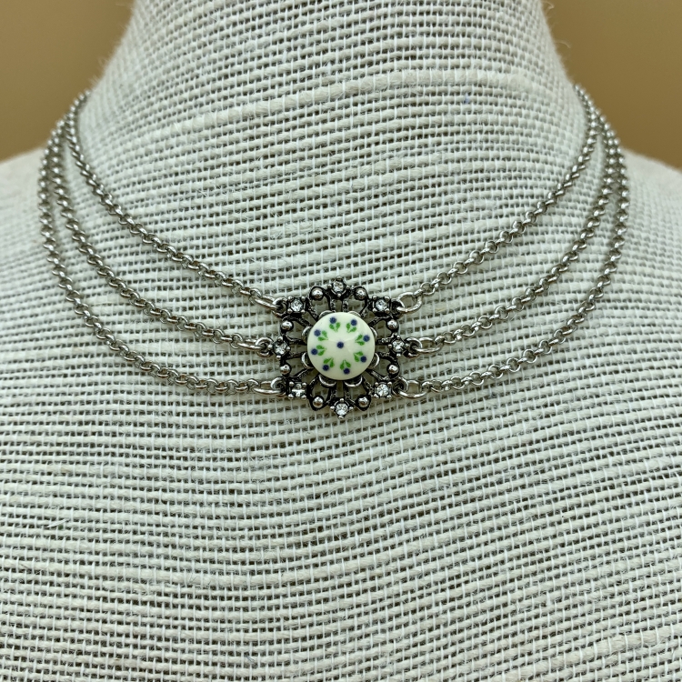 Collier "Fabienne" R8