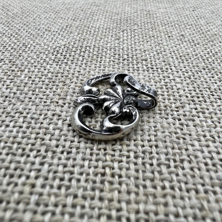 Miederhaken Detail | Trachten und Knöpfe