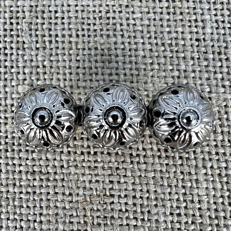 Anstecknadel Gesamt | Trachtenschmuck und Trachtenaccessoires für dein Dirndl
