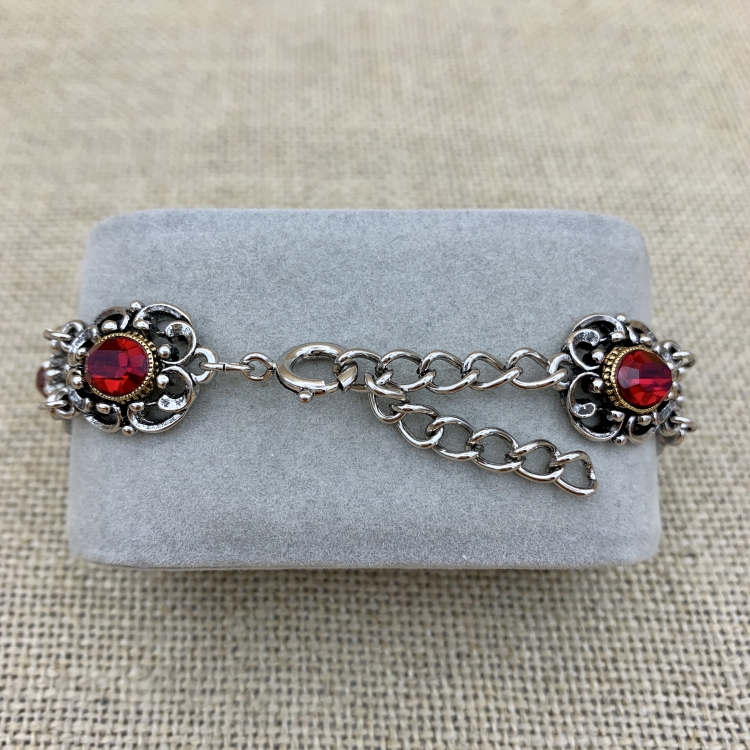 Armband "Theresa" Rubin Verschluss