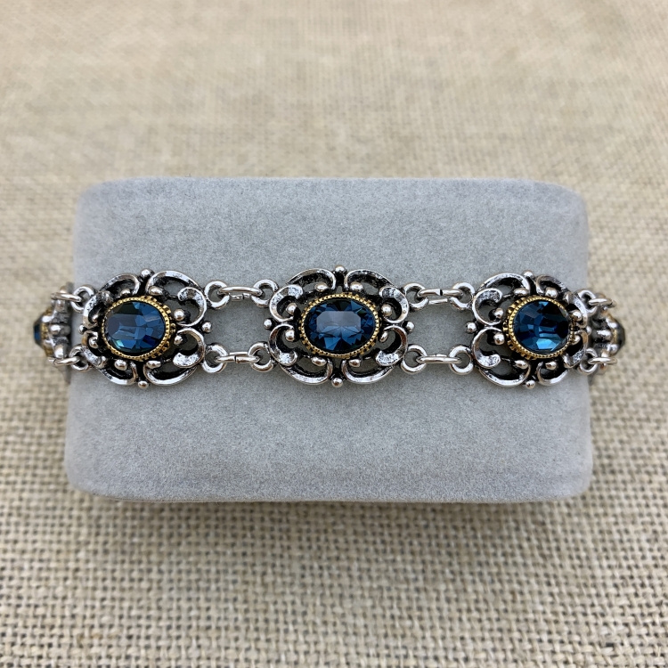 Armband "Theresa" Saphire Front