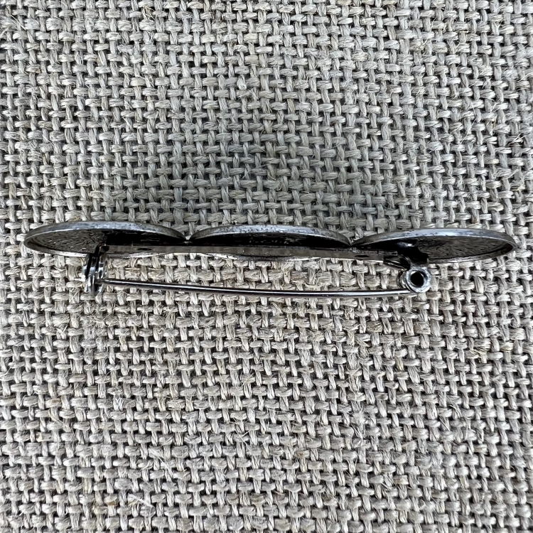 Anstecknadel Total | Trachtenschmuck und Accessoires für deine Tracht