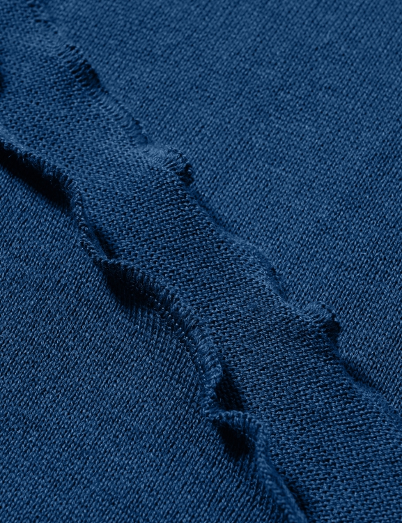 Merino-Strickstola mit Wellensaum - Rauchblau