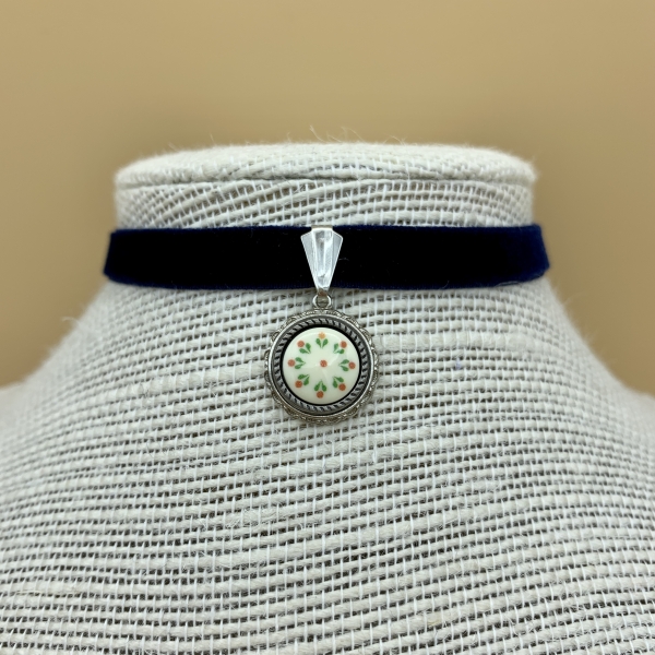 blaues Samtband-Collier "Fabienne"