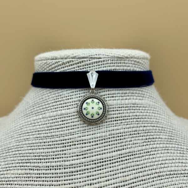 blaues Samtband-Collier "Fabienne"