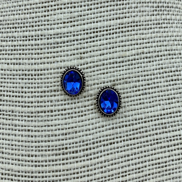 silberne Ohrstecker „Anne“ mit ovalen Swarovski®-Kristall