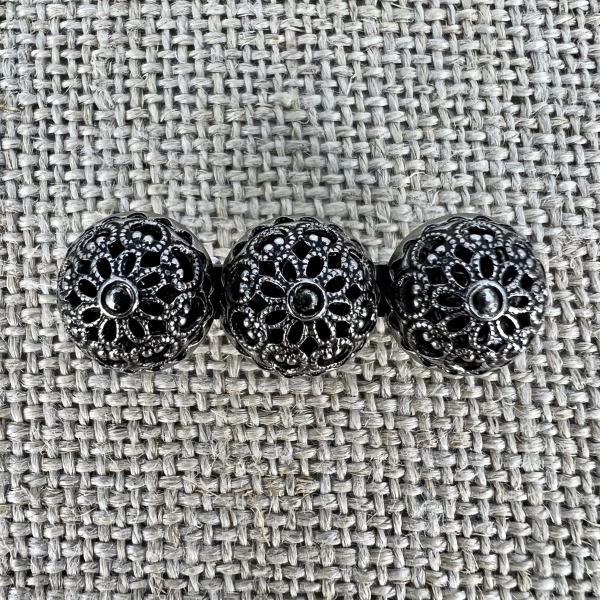 Anstecknadel Total | Trachtenschmuck und Trachtenaccessoires für dein Dirndl