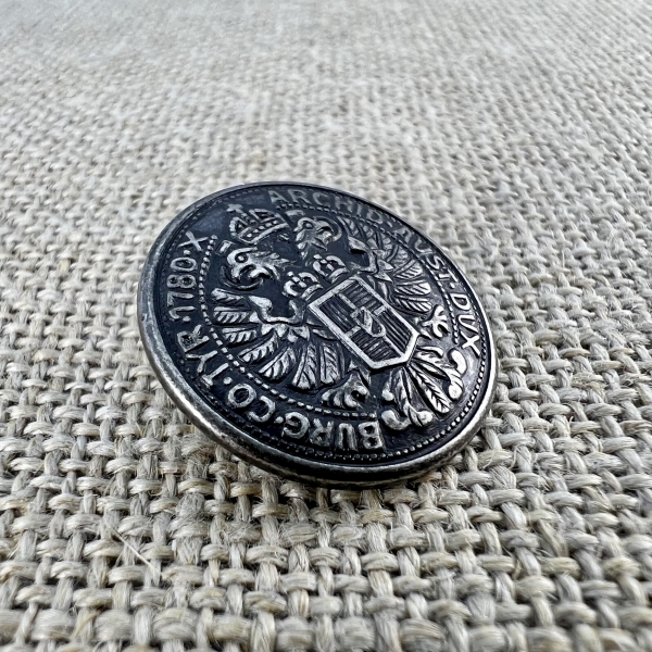 Theresien-Knop-alt-silber | Trachtenknopf und Kurzwaren aus Oberbayern