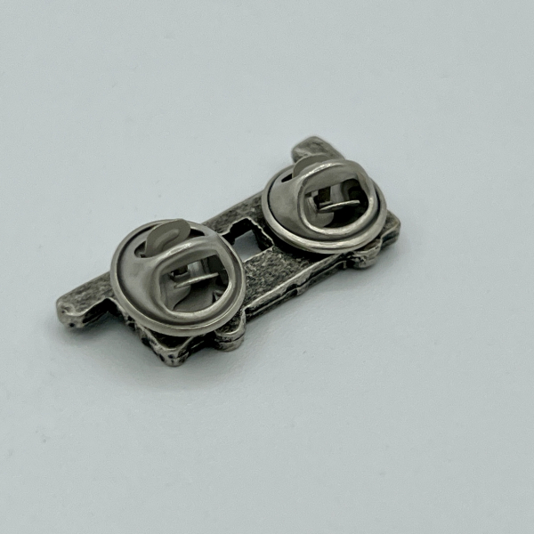 Feuerwehrauto-Anstecknadel im Antik-Silber-Look
