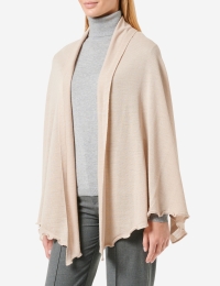 Strickstola mit Wellensaum - Beige | Die Auswahl an Accessoires zur Tracht