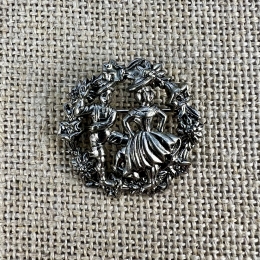 Anstecknadel - Hutnadel - Trachtenpaar mit Kranz aus Enzian und Edelweiss